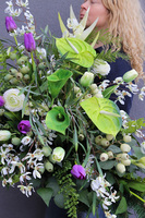 Fluette, kompozycja nagrobna na podkładzie, wym.55x85x50cm