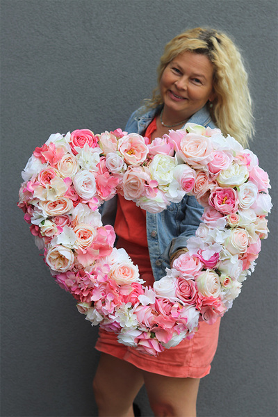 kwiatowa dekoracja serce Róże&Hortensje