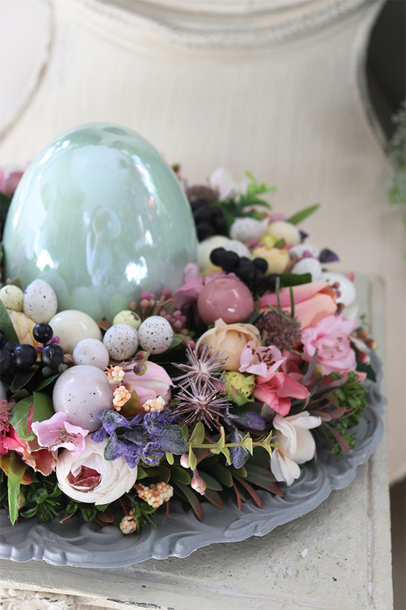 Bedra Delisa, wielkanocny stroik na talerzu