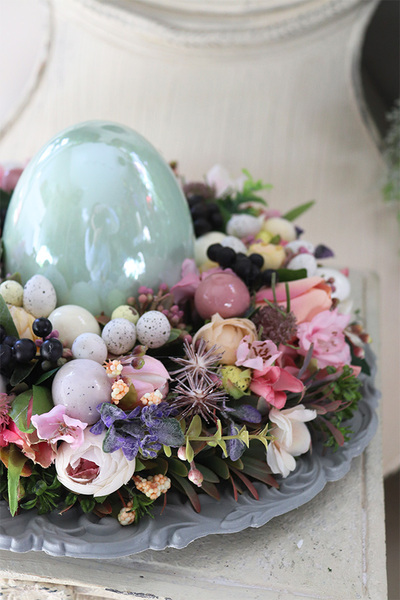 Bedra Delisa, wielkanocny stroik na talerzu