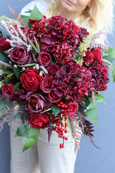 Bordo Deluxe, kompozycja nagrobna w misie