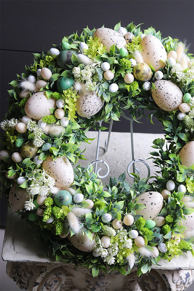 Easter House, wielkanocny wianek dekoracyjny