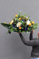 Lederita Volcan, kompozycja nagrobna na ciężkiej tacy