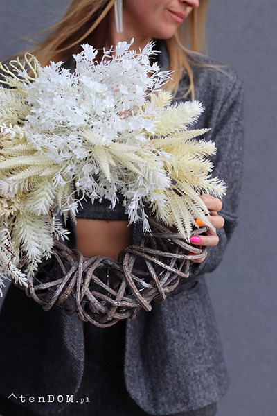 November Sun 2, asymetryczny wianek na drzwi boho