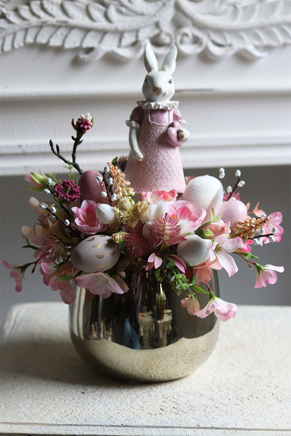 dekoracja wielkanocna wzłotej donicy Pink Bunny Girl