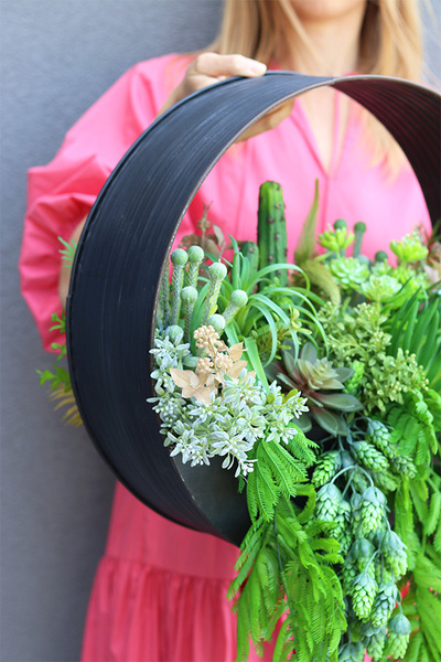 Zieleń Sukulentów A, kompozycja sukulenty w donicy wiszącej