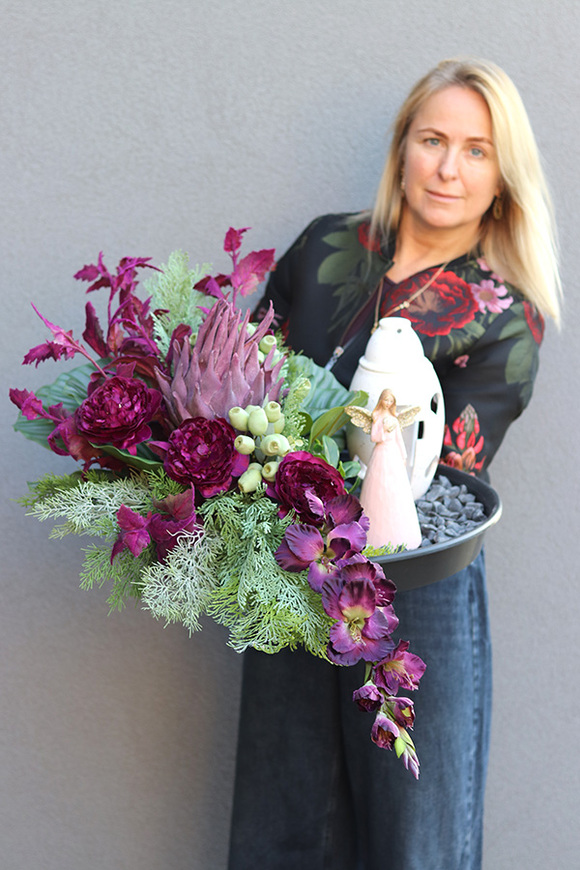 Angels Voice, dekoracja nagrobna z aniołem, wym.46x90x60cm