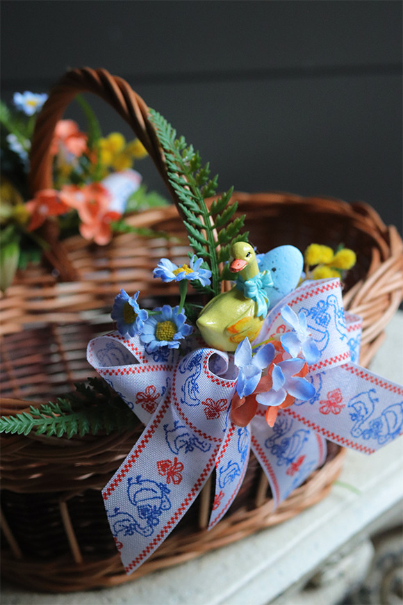 Kolorina, dekorowany koszyczek wielkanocny
