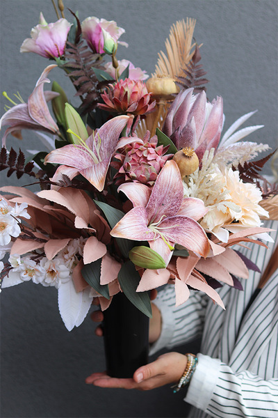 Leuni, bukiet nagrobny we wkładzie