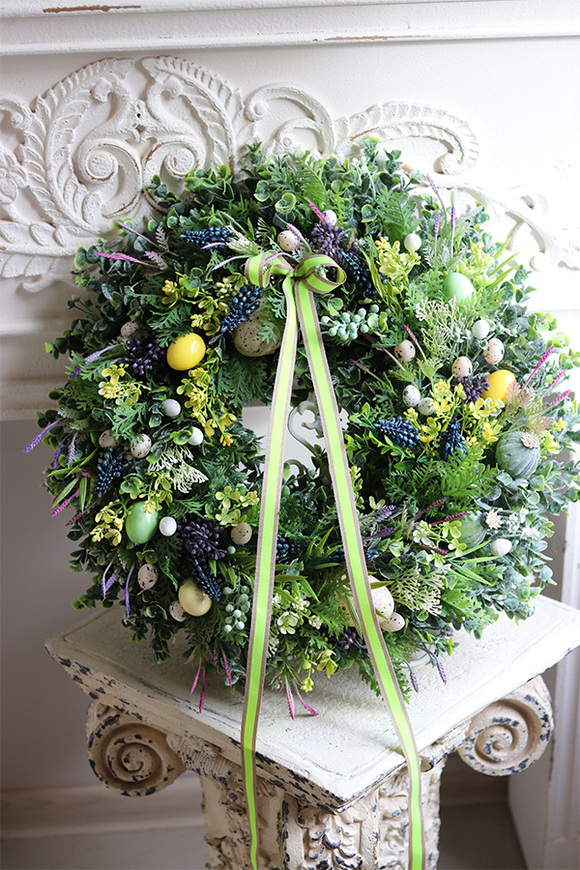 Wielkanocna Melodia, wielkanocny wianek na drzwi z jajkami