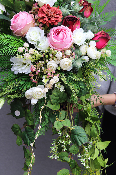 Lediata Hefra, bukiet nagrobny we wkładzie