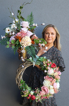 komplet dekoracji nagrobnych Zorza, wieniec + bukiet