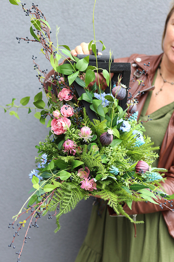  Moderro, kompozycja nagrobna w lampionie, wys.40cm