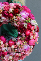 bardzo bogaty różowy wianek, Pinkano Tenata, śr.50cm 