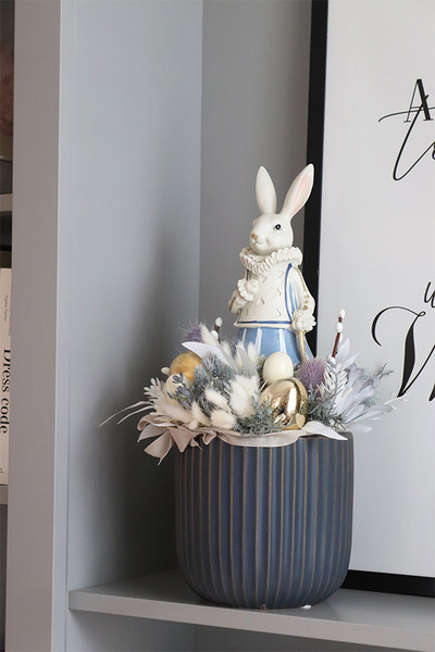 Paris, wielkanocny stroik z zającem