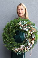 Geolina Gold, asymetryczny wianek świąteczny