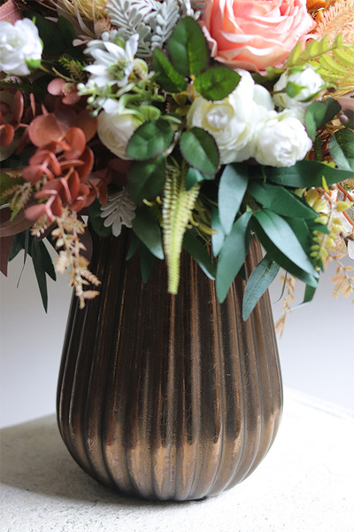 Jesień jest Piękna 2, kompozycja kwiatowa w wazonie