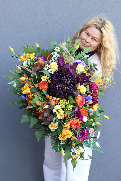 Kretena Bento, barwna kompozycja wiązanka nagrobna