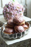 bogaty flowerbox z kamelką, Pełniki Pastelli, wym.27x25cm 