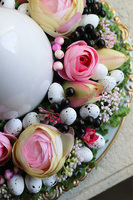 Bedra Easteria, wielkanocny stroik z porcelanowym jajem, śr.33cm