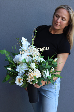 White Palace Dla Taty, bukiet nagrobny z dedykacją, wys.50cm