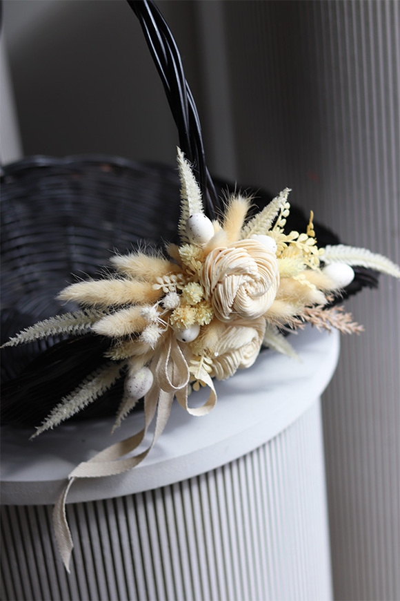 Merry Black Decor, dekorowany koszyczek wielkanocny