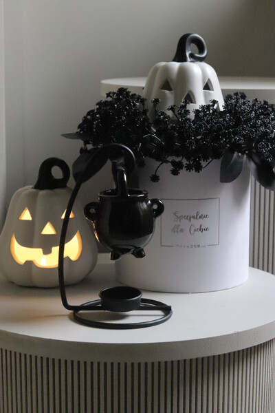 Halloween, dekoracyjna dynia ceramiczna lampion	