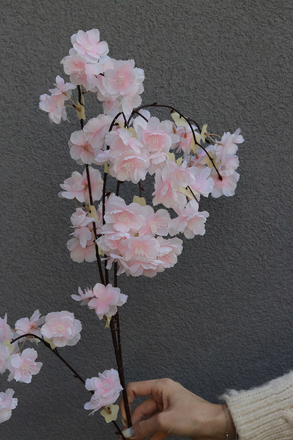 Apple Tree, sztuczne kwiaty na gałązce jabłonka różowa