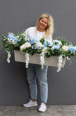 Belledia Trenata 2, elegancka kompozycja kwiatowa, wym.40x120cm