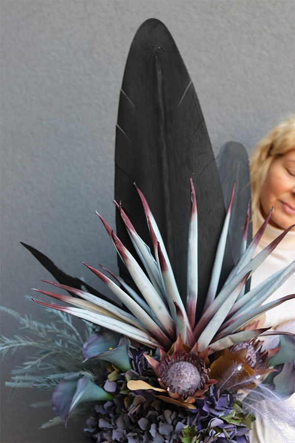 Mortario Violet, duży nowoczesny bukiet nagrobny