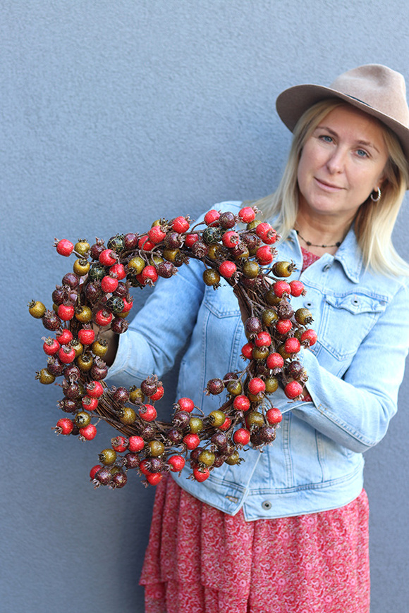 Dzika Róża, elegancki jesienny wianek, śr.42cm