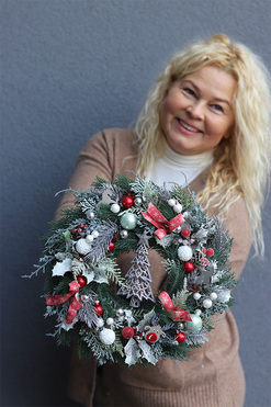 Srebrna Choinka, świąteczny wianek na drzwi, śr.32cm