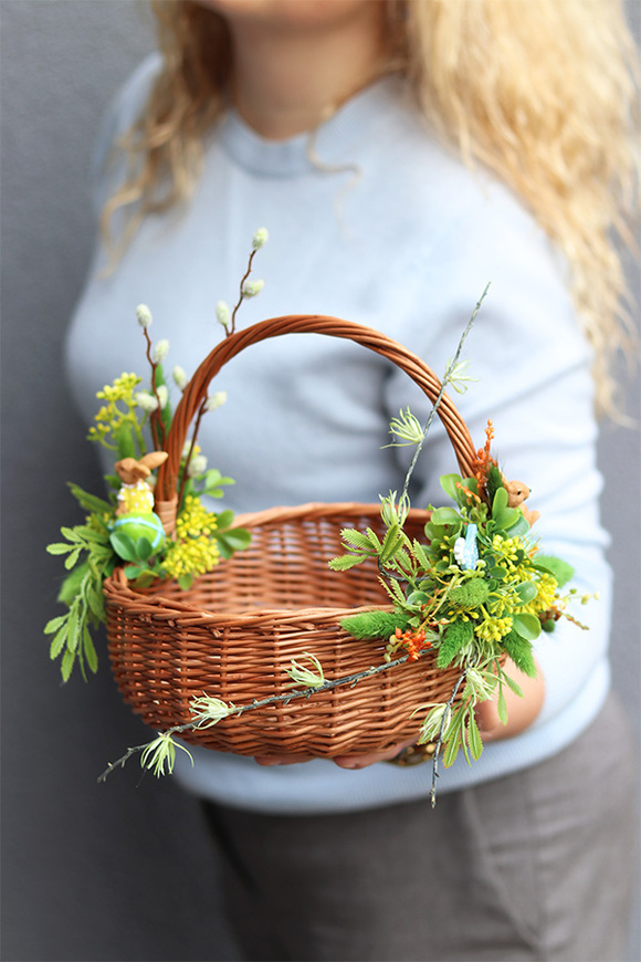 Henio, dwustronnie dekorowany koszyczek wielkanocny