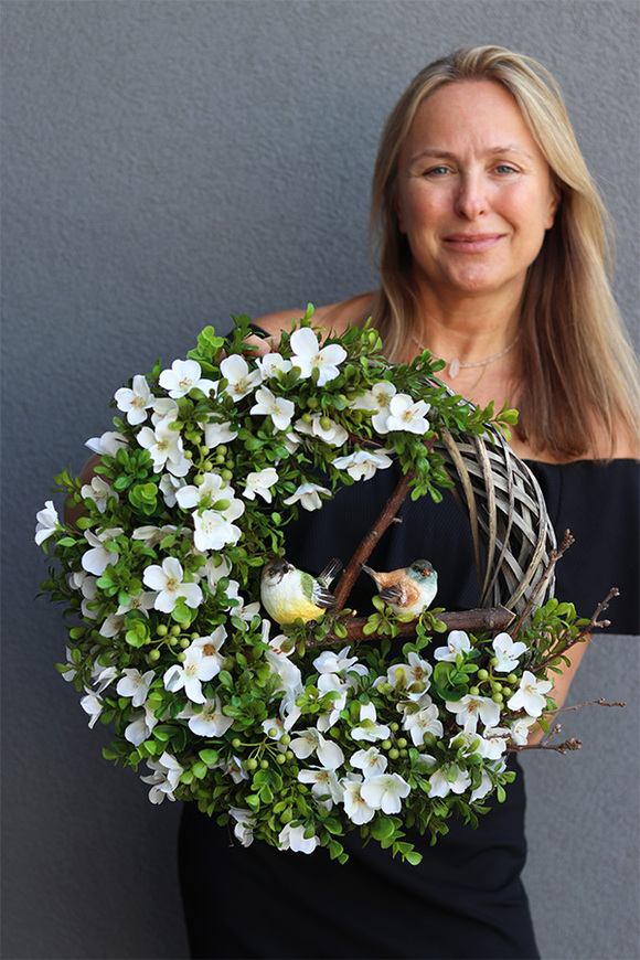 Ptaszki na gałęzi Small, wiosenny wianek dekoracyjny