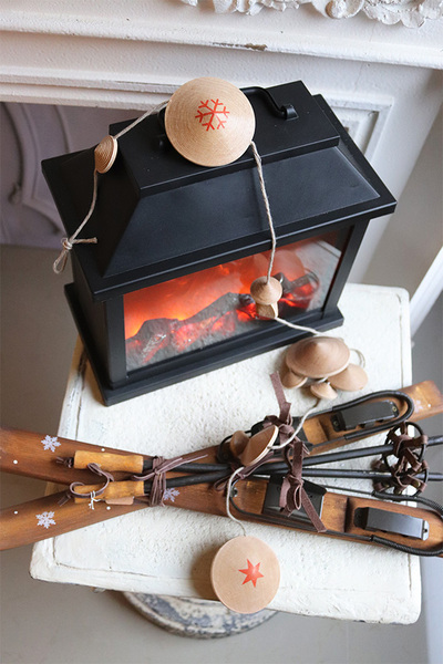 Modern Wood, drewniana zawieszka łańcuch, ze wzorem