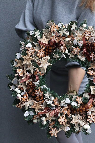 Pierniki Big, bożonarodzeniowy wianek na drzwi