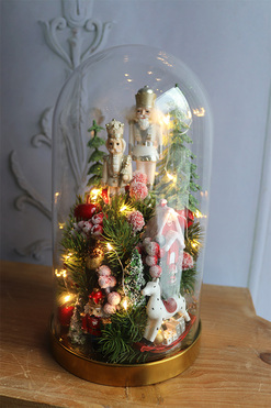 Magia Świąt, stroik pod szklaną kopułą LED, wym.26x12cm 