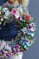 Kwiatowa Łąka, barwny wianek na drzwi