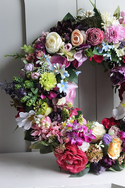 Koloresi, kolorowy wianek kwiatowy