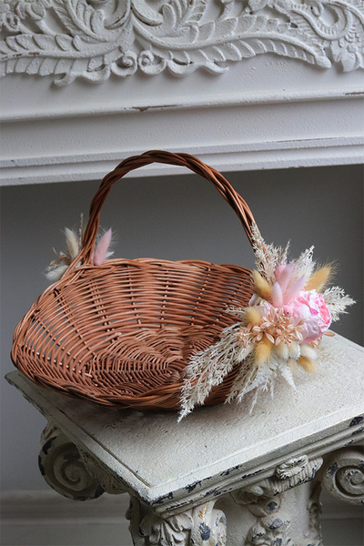 Hanka, brązowy koszyczek wielkanocny
