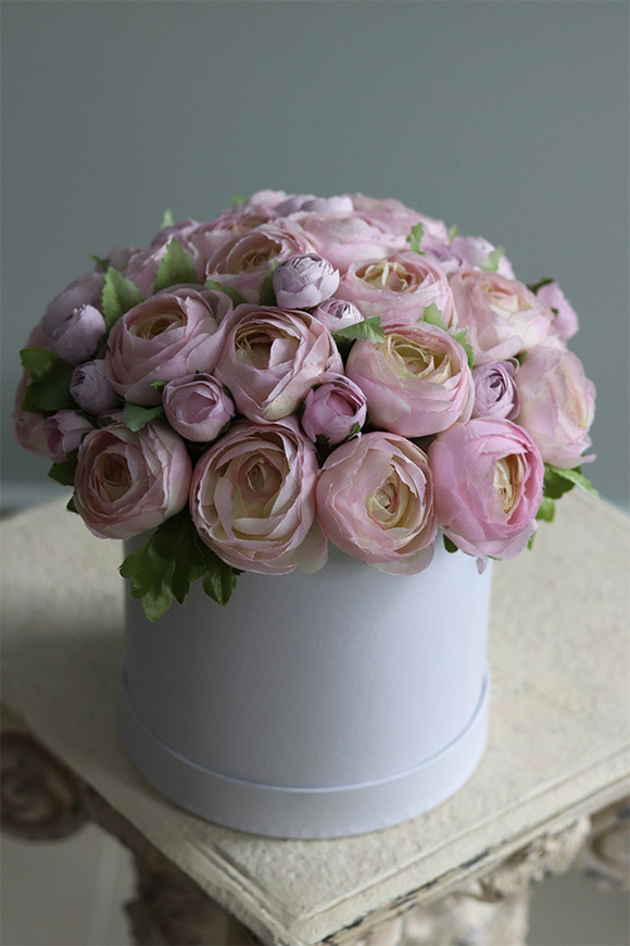 bogaty flowerbox z kamelką, Pełniki Pastelli, wym.27x25cm 