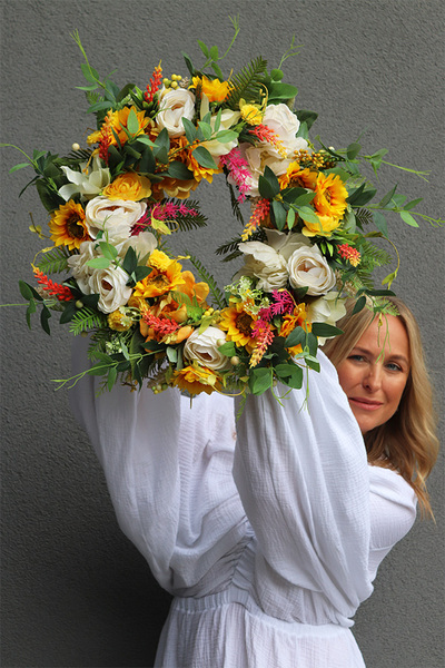 Żółte Kwiaty, wianek ozdobny ze słonecznikami