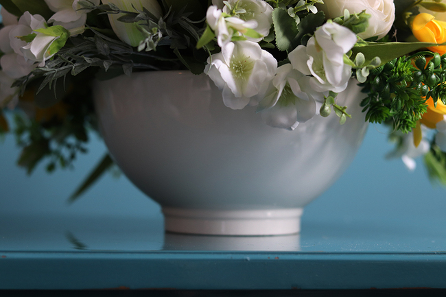 Amira Premium, wiosenna dekoracja kwiatowa, wym.28x40cm