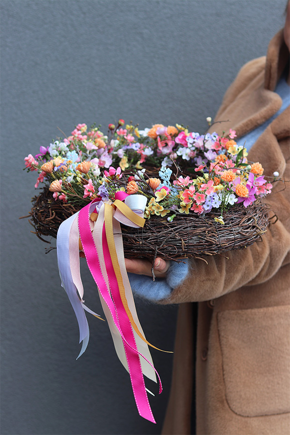 OD RĘKI Kolorowa Wiosna, wianek dekoracyjny na drzwi, śr.40cm