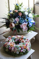 Mariwilioza, kompozycja kwiatowa pod ścianę, wym.42x59cm