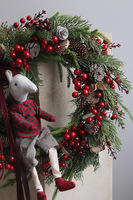 Mysia Gwiazdka, asymetryczny świąteczny wianek na drzwi