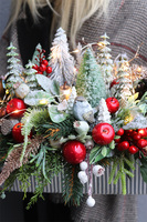 Czerwona Rezydencja, stroik świąteczny LED,