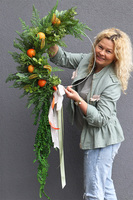 Mandarine Subtelle, zielony wianek z owocami na obręczy