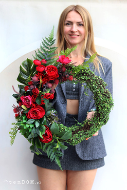 Miłość nad Jeziorem, asymetryczny wianek na drzwi, rozp.49cm 