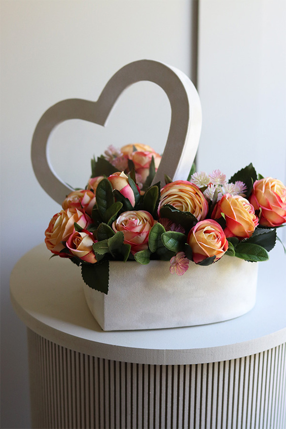 Róże dla Mamy, flowerbox serce z różami